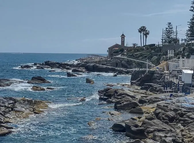 Sixdays 2 Alpehytte Camporosso (Liguria)